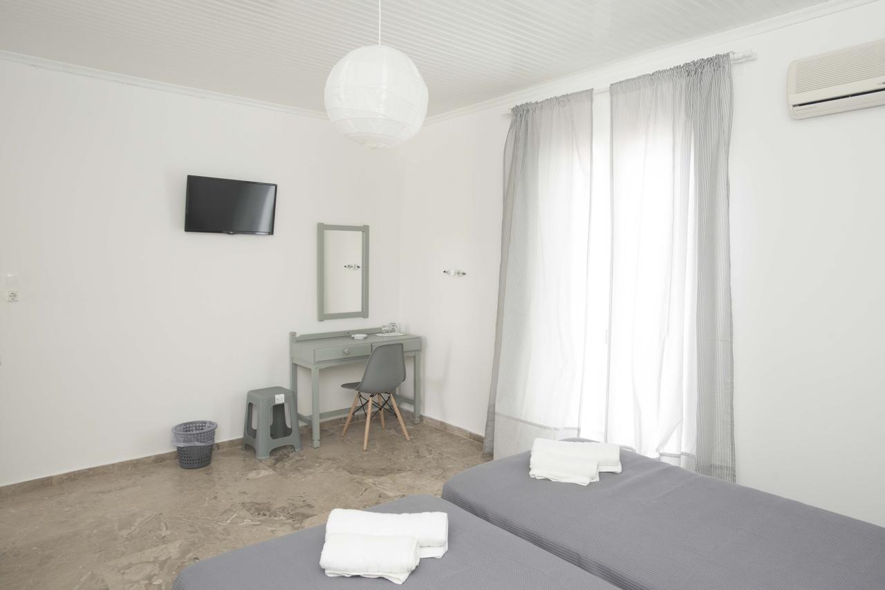 Hotel Finikas Methoni  Bagian luar foto